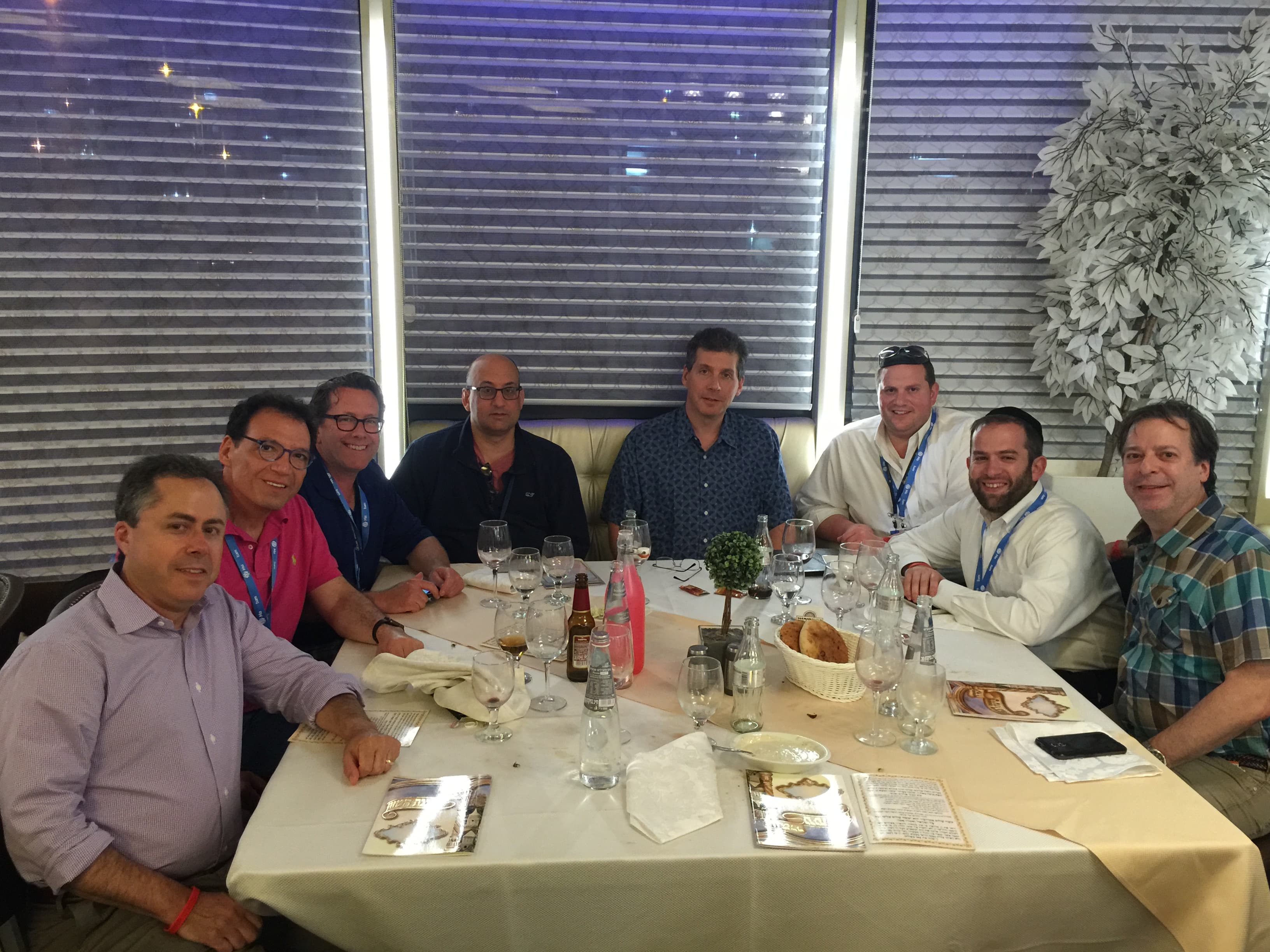 JRE dinner event bringing together Jewish families in Westchester